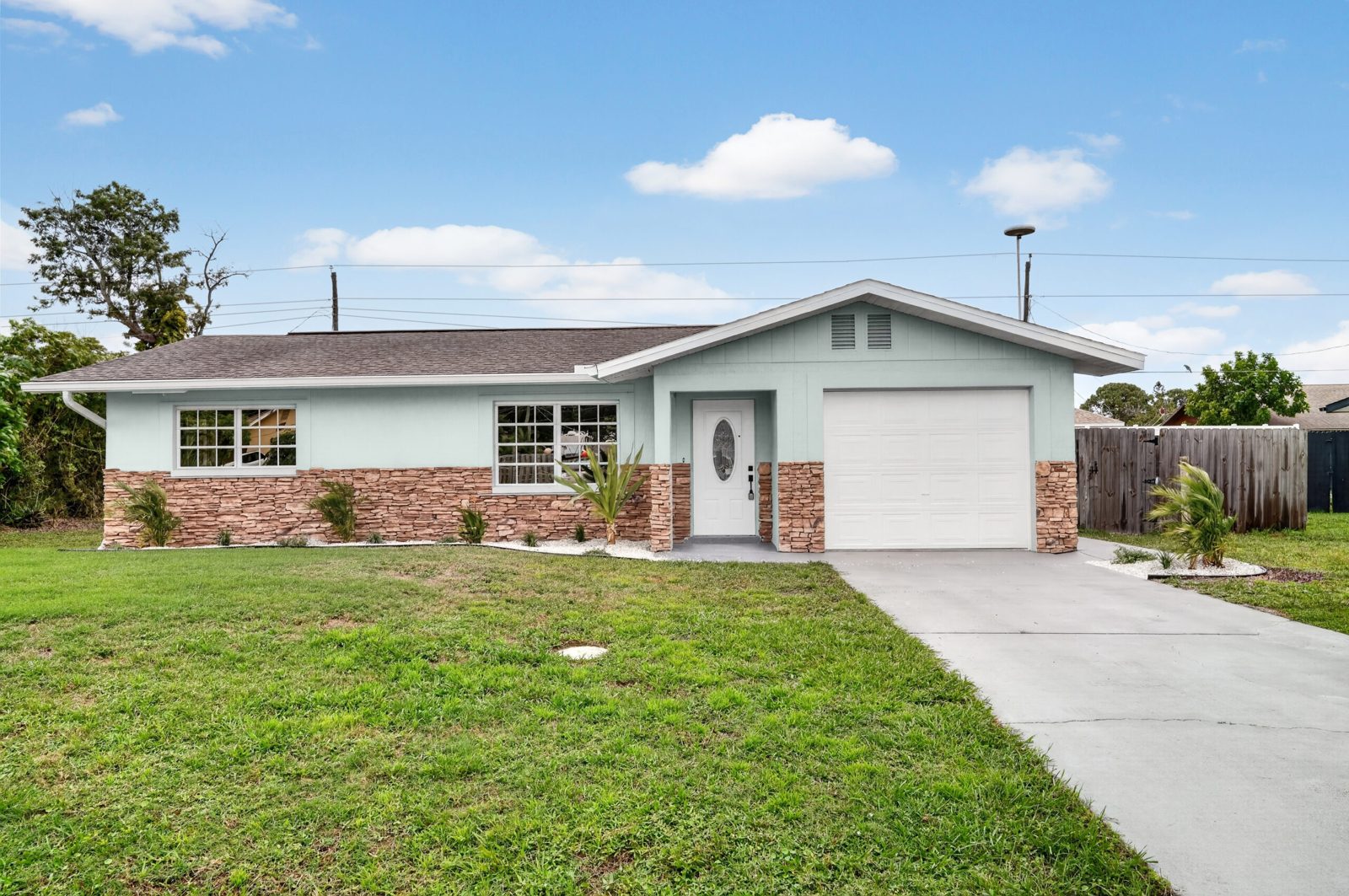 1072 Olympia Rd, Venice, FL 34293 photo 17