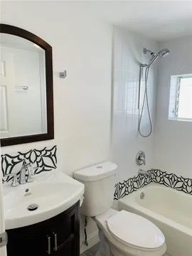 437 Pennsylvania Ave. Osprey, FL 34229 photo 7