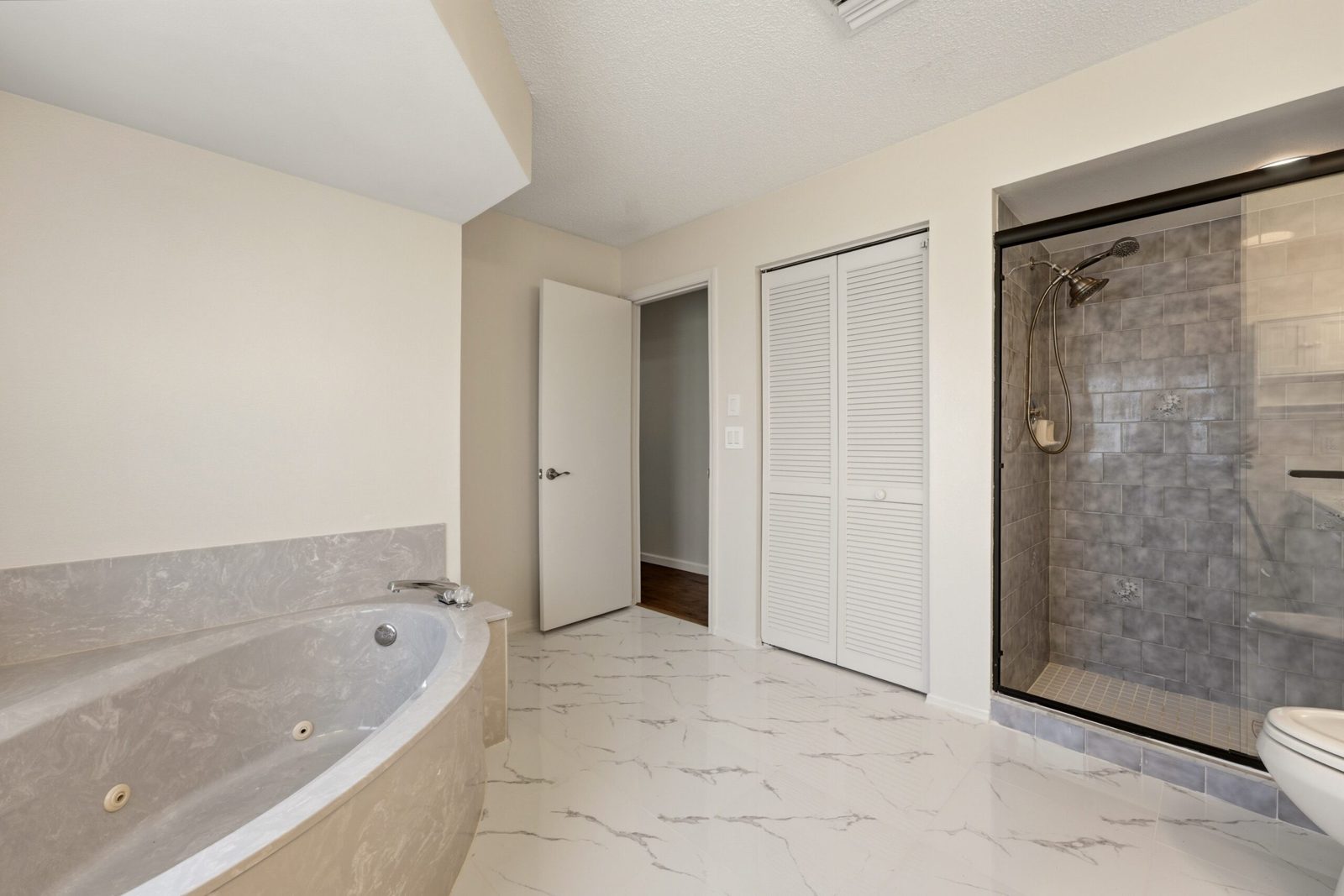 543 Silk Oak Dr. Venice, FL 34293 photo 21
