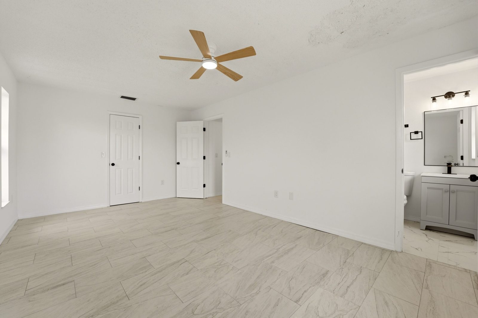 192 Annapolis Ln. Rotunda West, FL 33947 photo 18