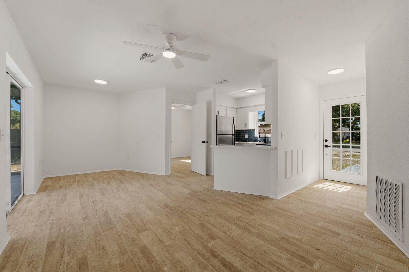 2931 Arrowhead Rd, Venice, FL 34293 photo 6