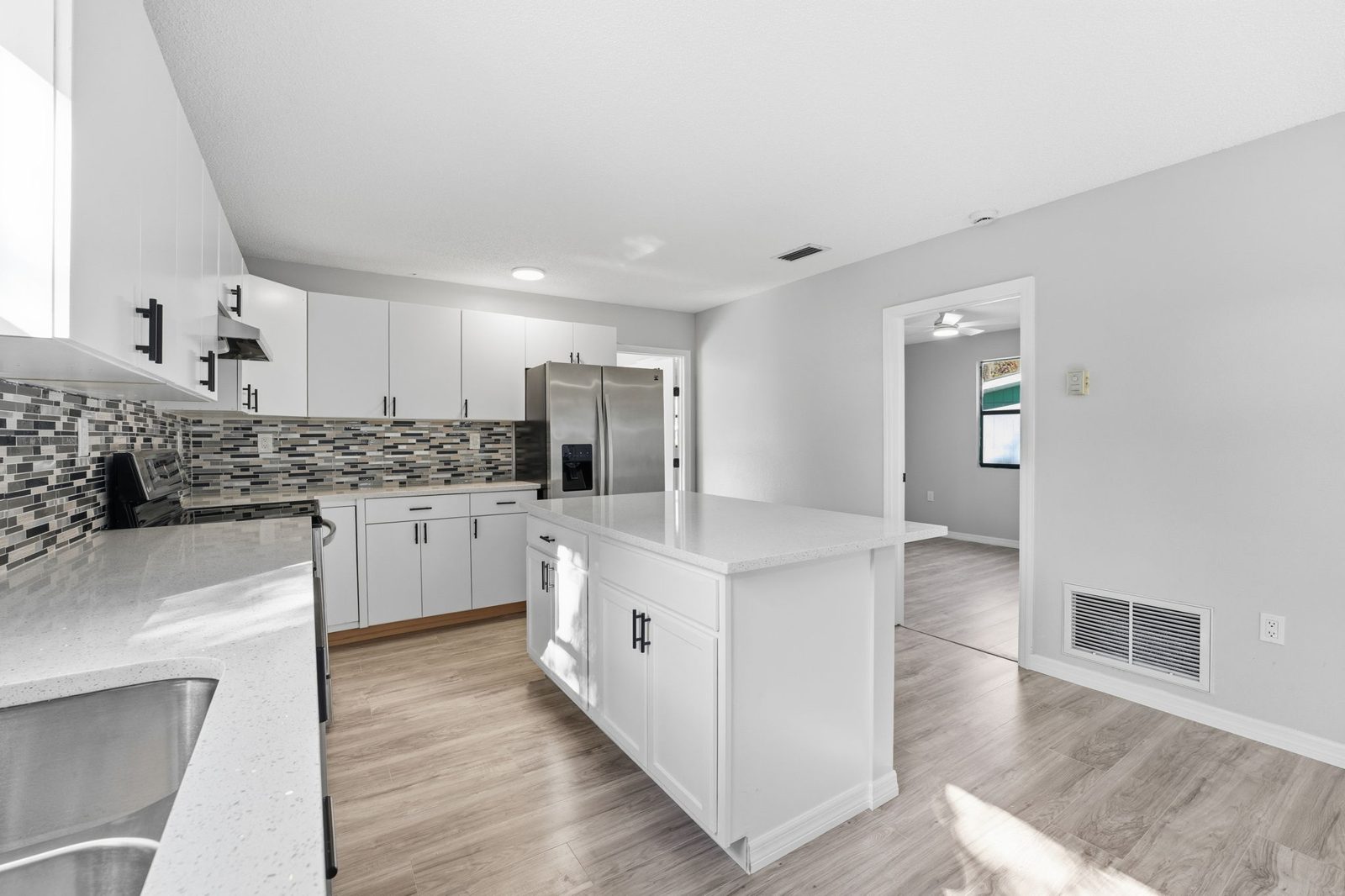 115 Kenwood Ave, Nokomis, FL 34275 photo 10