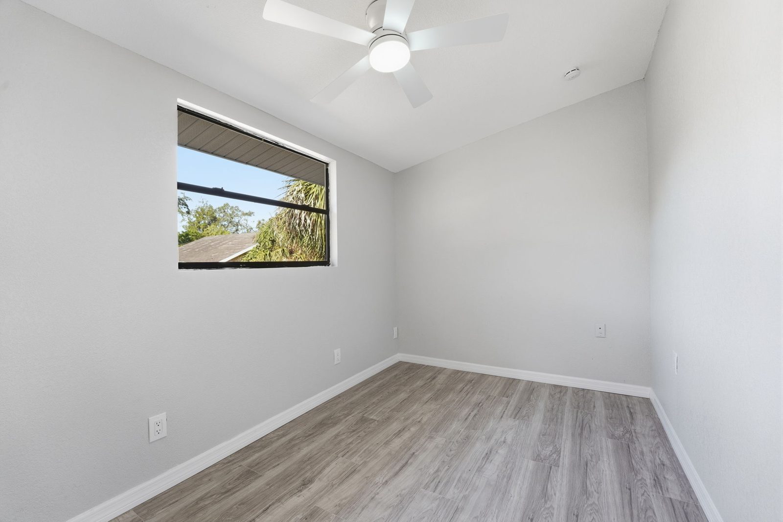 115 Kenwood Ave, Nokomis, FL 34275 photo 17