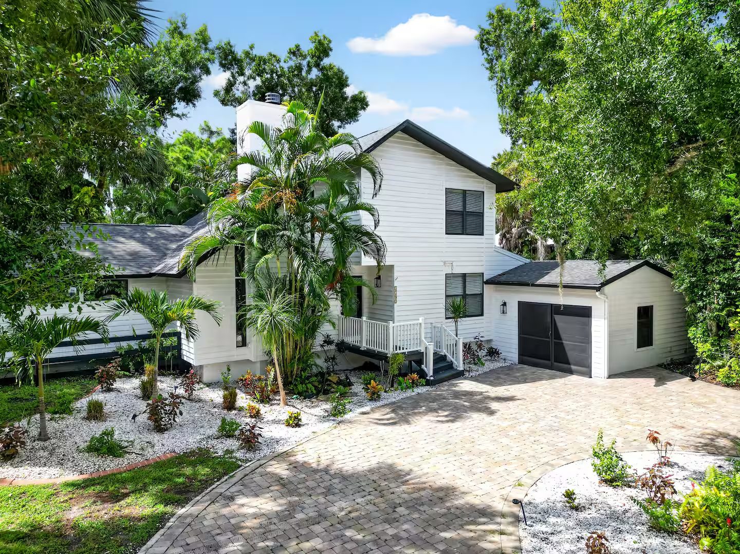 Nokomis Beach Tropical Treehouse! Short Term Rental photo 28