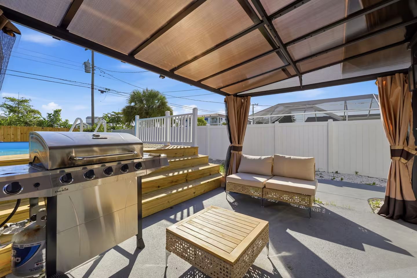 Venice Island Pool Home! Short Term Rental photo 16