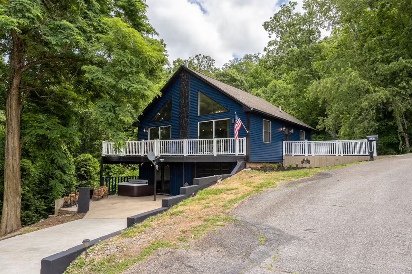 Mountain Home on Lake Chatuge! Short Term Rental photo 25